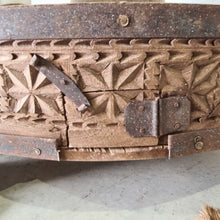 Load image into Gallery viewer, Authentic Vintage Chakki Grinder Tables