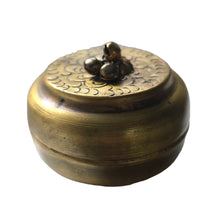 Load image into Gallery viewer, Brass Chapati Pillbox Tealight