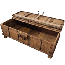 Load image into Gallery viewer, Vintage Indian Trunk Coffee Table - Natural #23503