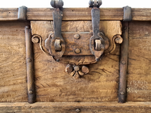 Load image into Gallery viewer, Vintage Indian Trunk Coffee Table - Natural #23503