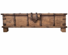 Load image into Gallery viewer, Vintage Indian Trunk Coffee Table - Natural #23503