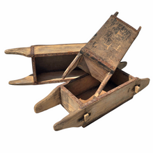 Load image into Gallery viewer, Vintage Indian Brick Mould