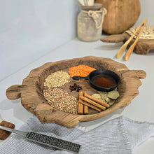 Load image into Gallery viewer, Vintage Indian Parat Plates