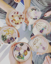 Load image into Gallery viewer, Happiness & Light - Energy Flow Crystal Soy Wax Candle