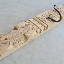Load image into Gallery viewer, Indian Carved Triple Hooks
