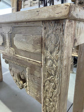 Load image into Gallery viewer, Vintage Indian Console Hall Table S02
